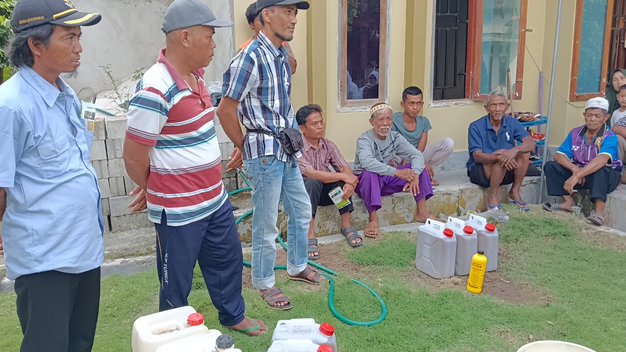 Pemanfaatan Urin Sapi Menjadi Pupuk Cair Organik di Kecamatan Muara Sungkai