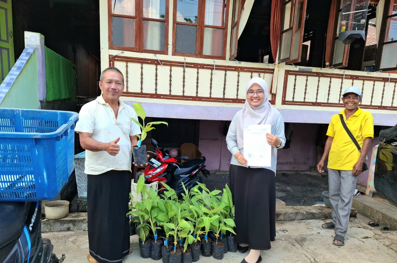 Wujud Nyata Program Pekarangan Pangan Bergizi (P2B): Pisang Barangan Merah Siap Hijaukan Pekarangan Kelompok Tani Bangkit Bersama Desa Tanjung Baru Timur