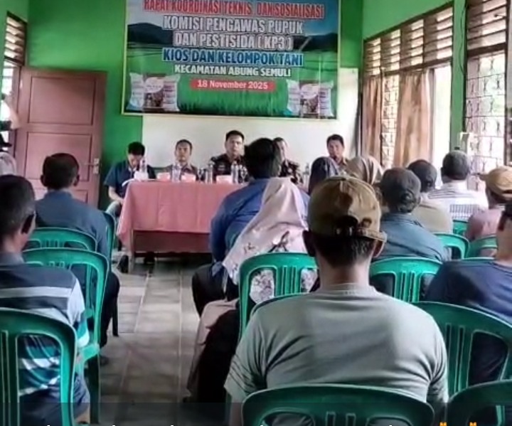 Pengawasan dan Optimalisasi Pertanian: Rapat koordinasi Teknis Pupuk dan Pestisida di BPP Abung Semuli 