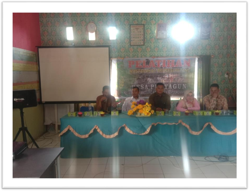 PELATIHAN PEMBUATAN BIOSAKA SERTA MANFAATNYA BAGI PETANI PADI DI DESA PENYAGUN KECAMATAN RANGSANG KABUPATEN KEPULAUAN MERANTI