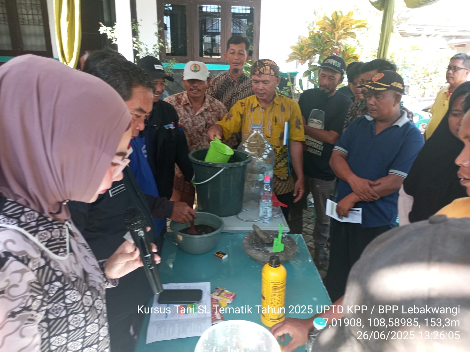 ASAM HUMAT DARI ECENG GONDOK