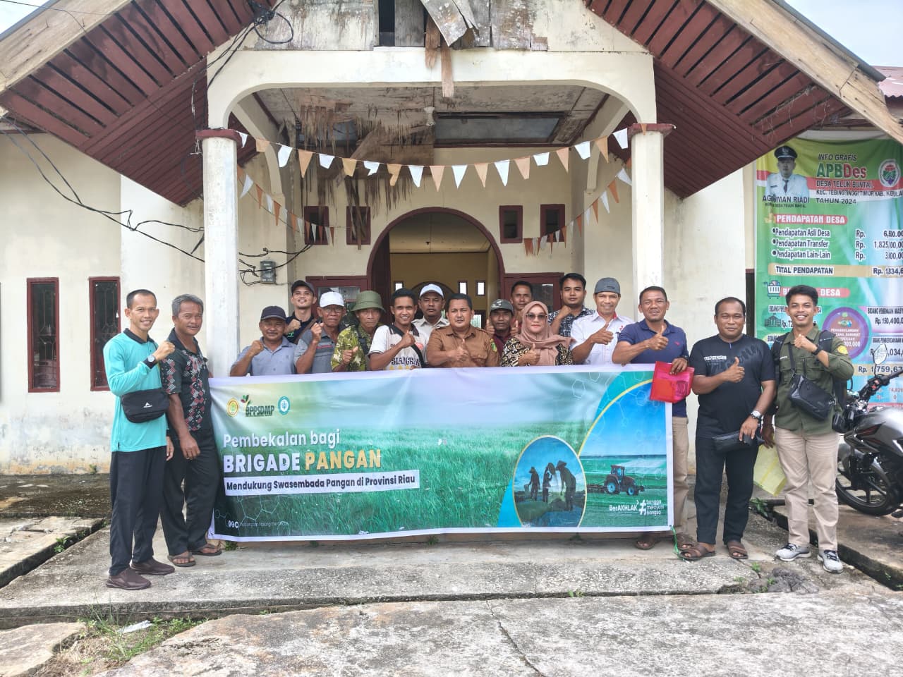 MENDUKUNG PERCEPATAN SWASEMBADA PANGAN : PEMBEKALAN BRIGADE PANGAN MENJADI UPAYA MENINGKATKAN KAPASITAS PETANI PADI