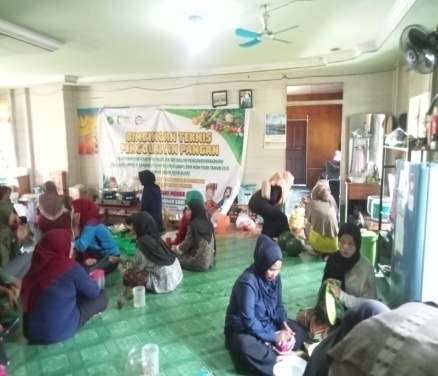 Program Kegiatan B2SA di Desa Mekar Sari Kecamatan Merbau