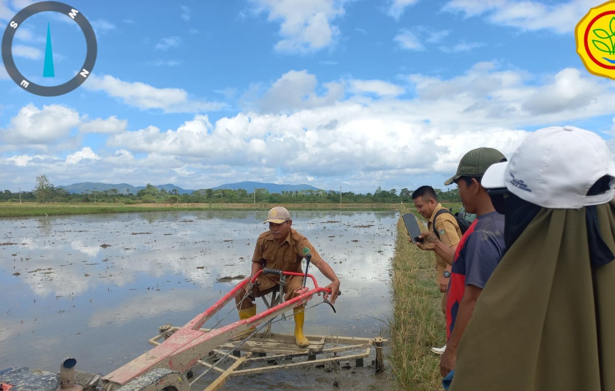 Dari Petani untuk Petani: Inovasi Hand Traktor Duduk