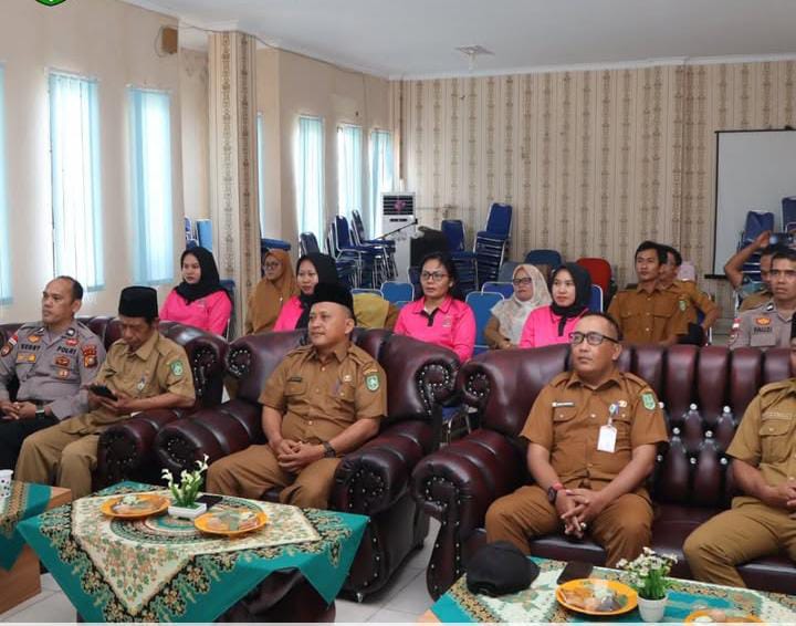 ZOOM MEETING LAUNCHING PEMANFAATAN PERKARANGAN PANGAN LESTARI DI AULA KANTOR CAMAT RUPAT