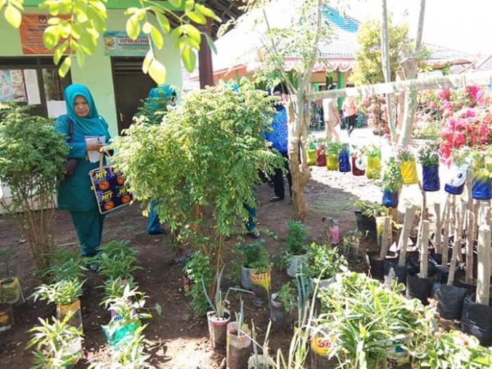 DESA ASEMBAGUS KECAMATAN KRAKSAAN SEBAGAI DESA BERSERI KABUPATEN PROBOLINGGO TAHUN 2019 