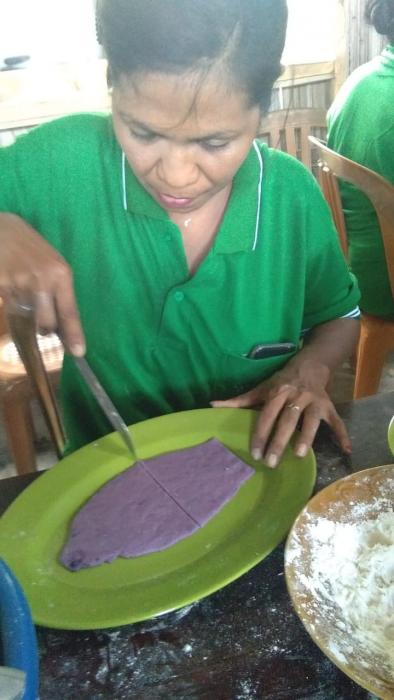 MEMBUAT STIEK KETAN KELOR