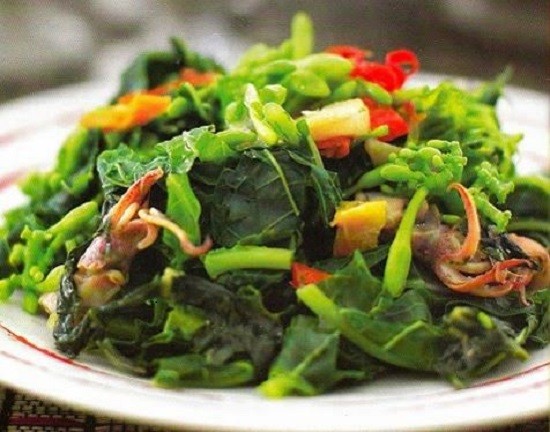 Menu Daun Pepaya (carica Papaya L.) Sebagai Anti Kanker