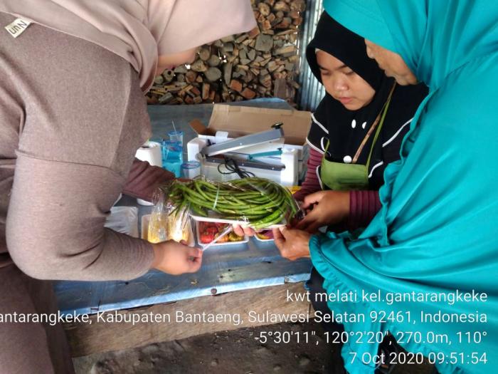 Praktik Penanganan Pasca Panen KWT Melati Kel.Gantarangkeke Kec.Gantarangkeke Kab.Bantaeng