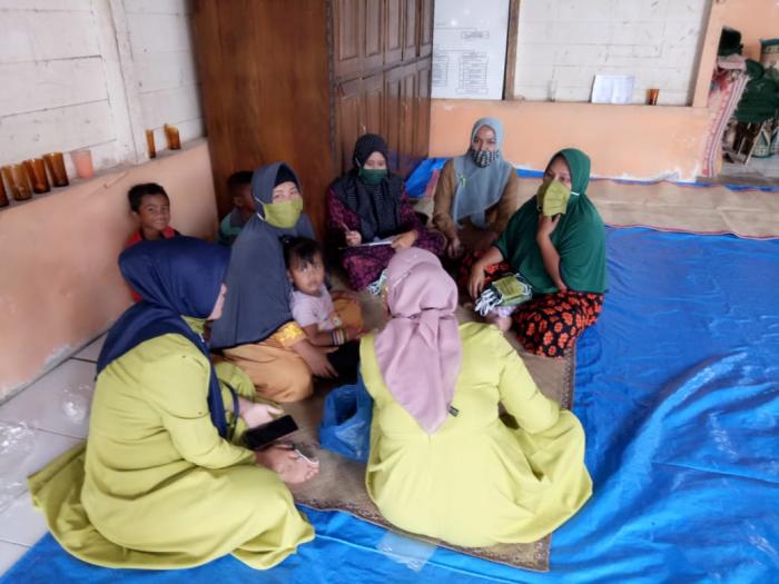 Pembagian Masker Kelompok Wanita Tani Mandiri