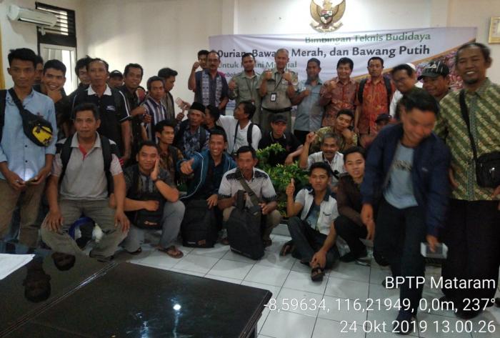 Bimbingan Teknis Budidaya Durian, Bawang Merah dan Bawang Putih Untuk Petani Milenial
