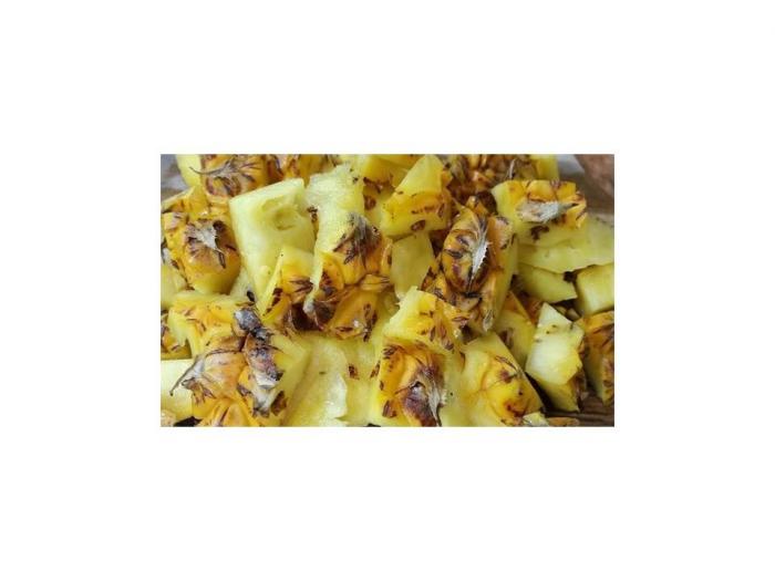 PEMANFAATAN KULIT NANAS SEBAGAI PAKAN TERNAK