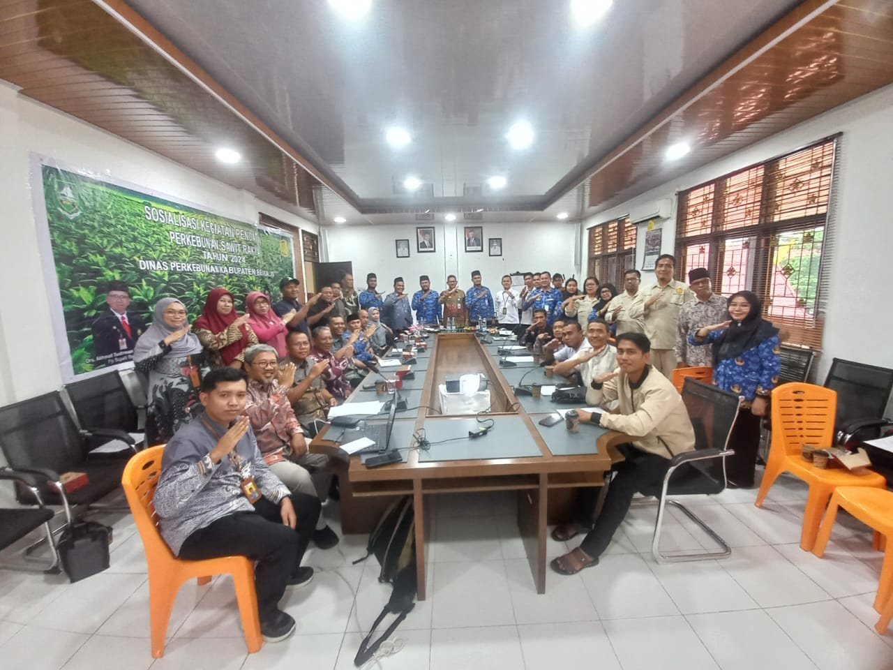 SOSIALISASI KEGIATAN PENDATAAN PERKEBUNAN SAWIT RAKYAT TAHUN ANGGARAN 2024 OLEH DINAS PERKEBUNAN KABUPATEN BENGKALIS